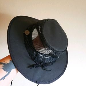 Barmah Canvas Drover